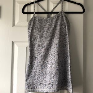 Lululemon yoga top